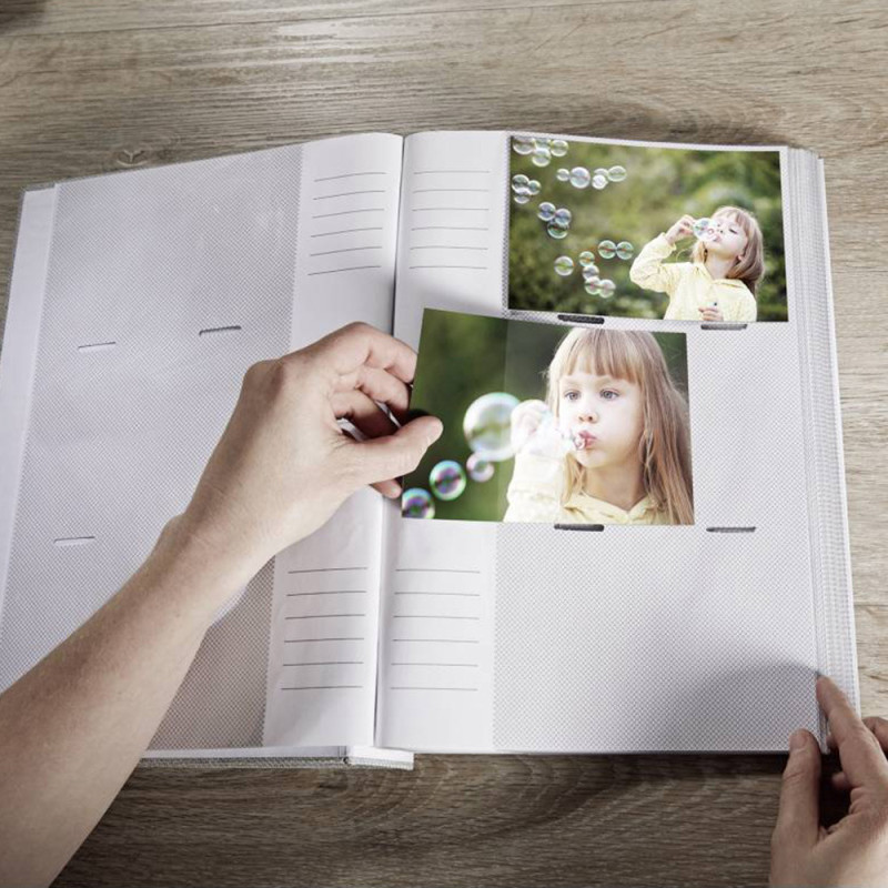 Album photo Fun vert petrole 300 pochettes 10x15 mis en place de photos