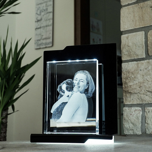 Prisme 2D XL en verre Viamant personnalisable vue avec élément lumineux