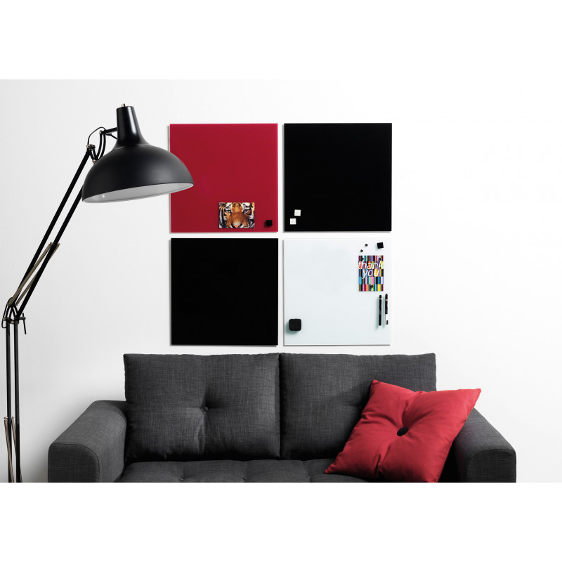 PELE-MELE-MAGNETIQUE-NAGA-45X45-EN-VERRE-EN-SITUATION