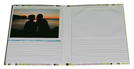 Album photo Walther Amazing memories 80 pochettes 10x15 - 11,5x15,5 cm - Ouvert avec une photo