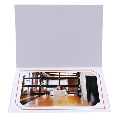 Cartonnage Photo Blanc « Serémange » – Liseré Orange | Collection CashPhoto